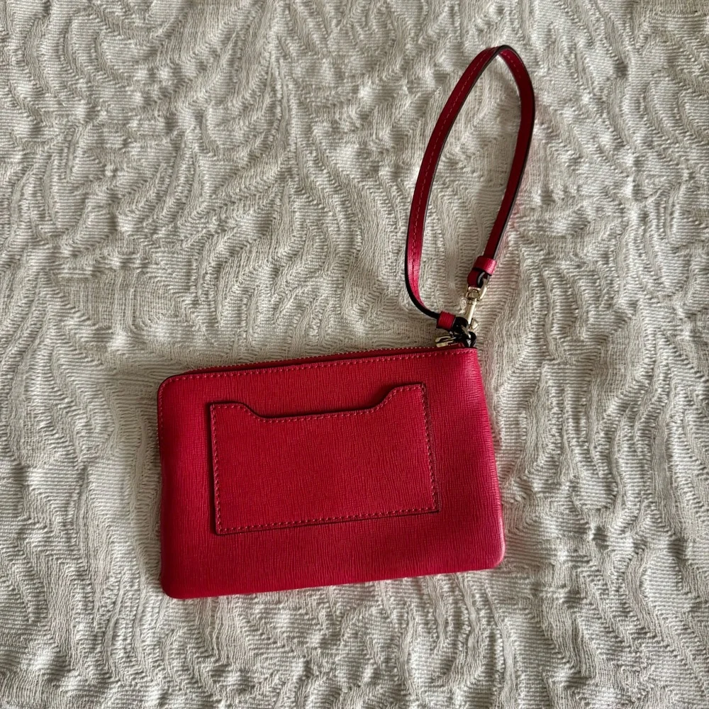 NWOT Coach Pink Leather Key Card and Zip Wristlet - Picture 2 of 5